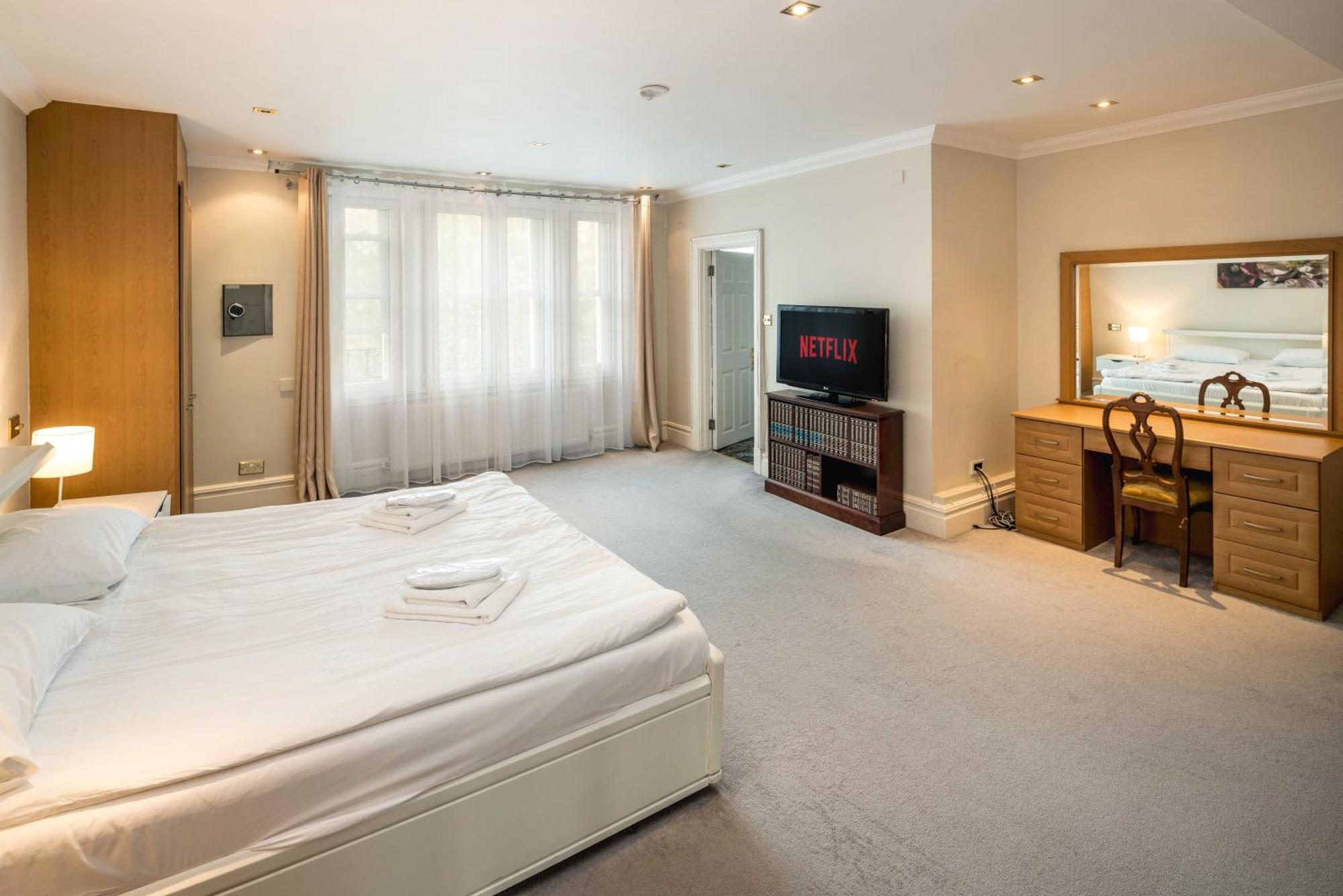 Kensington Skyline Penthouse Appartement *